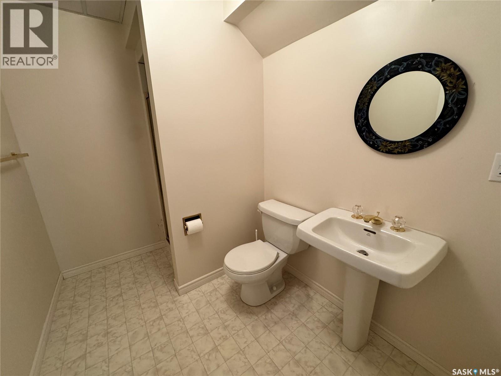 202 7th Avenue W, Biggar, Saskatchewan  S0K 0M0 - Photo 46 - SK033102