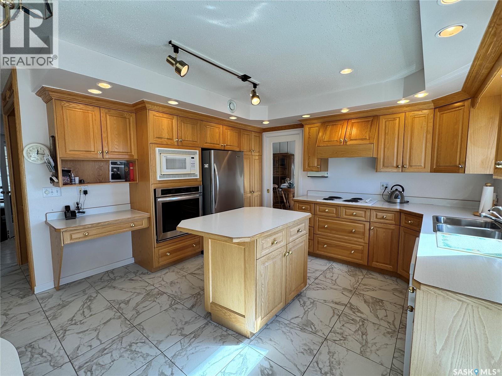 202 7th Avenue W, Biggar, Saskatchewan  S0K 0M0 - Photo 5 - SK033102