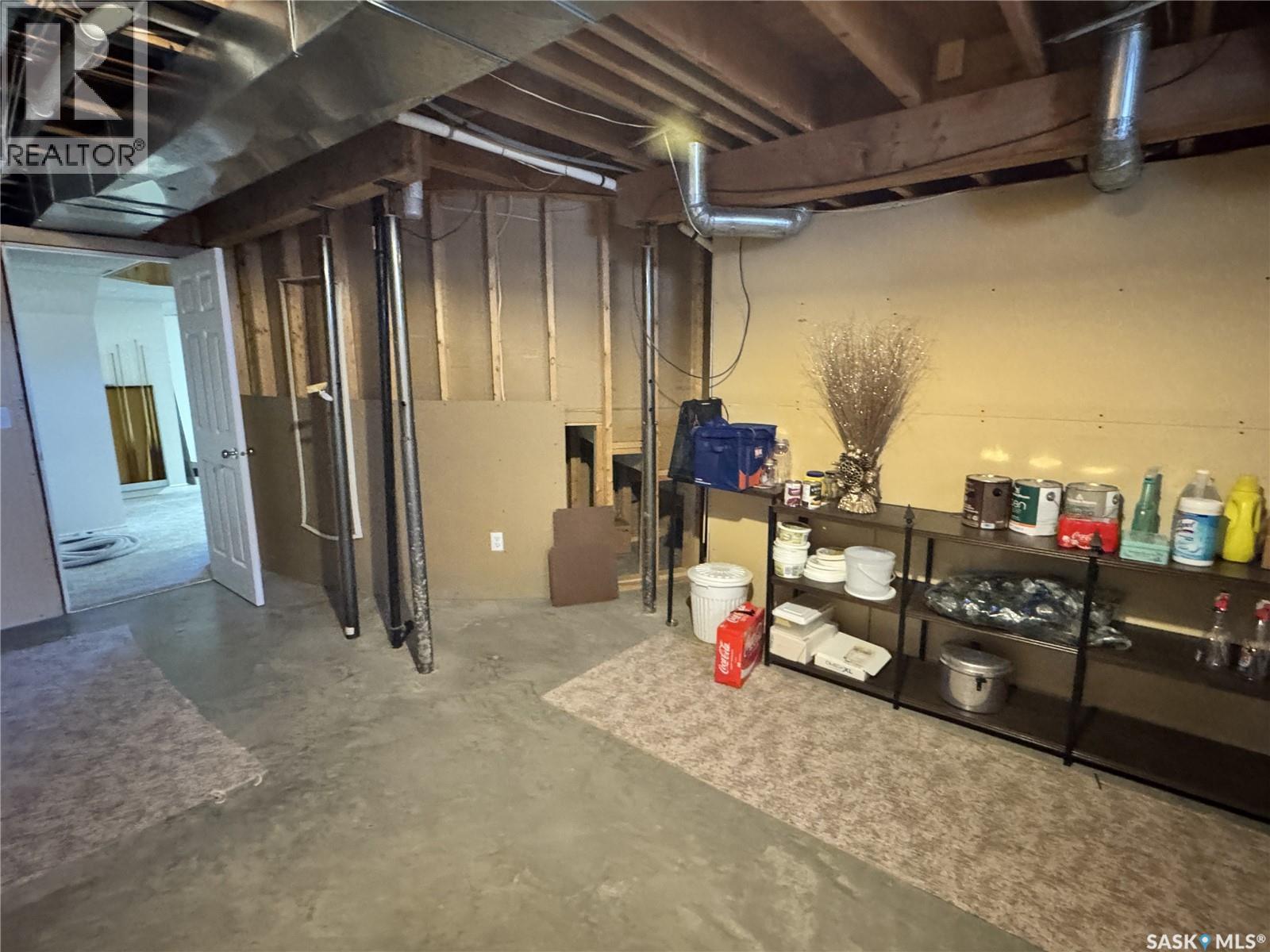 202 7th Avenue W, Biggar, Saskatchewan  S0K 0M0 - Photo 52 - SK033102