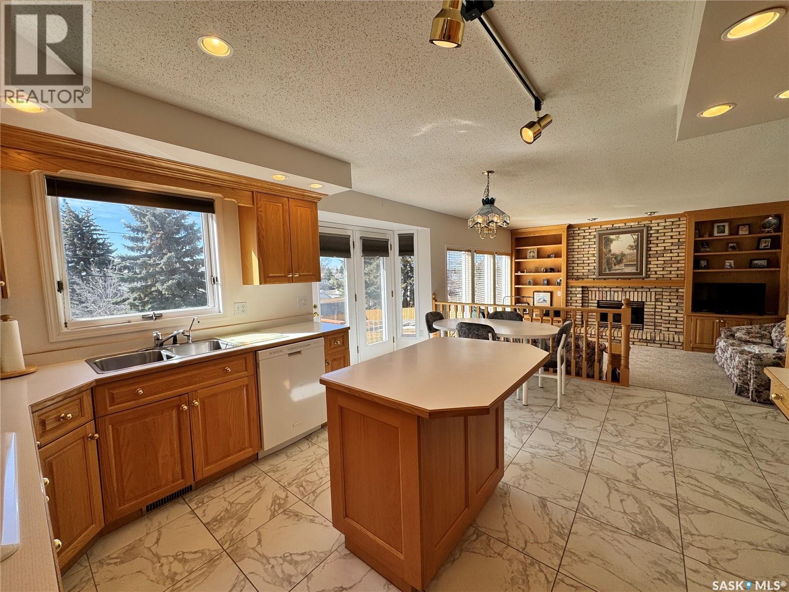 202 7th Avenue W, Biggar, Saskatchewan  S0K 0M0 - Photo 8 - SK033102