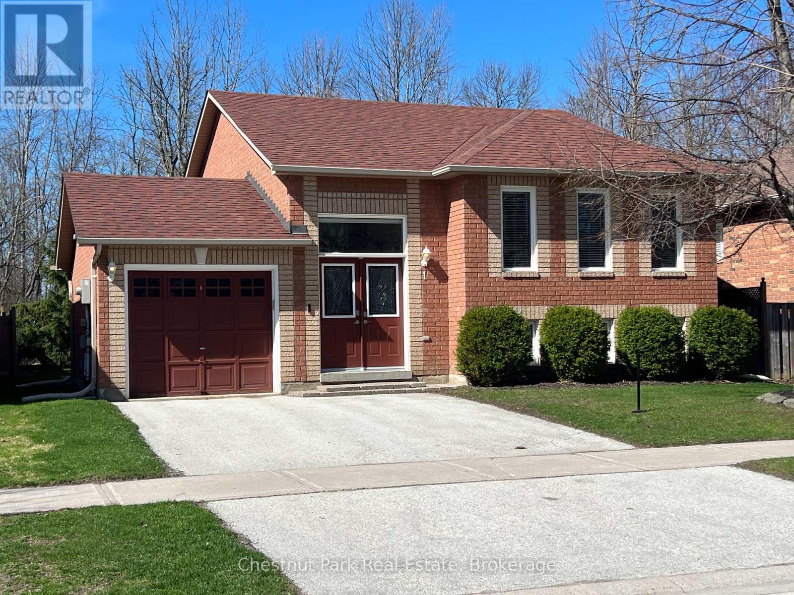 1 TELFER ROAD, Collingwood, Ontario