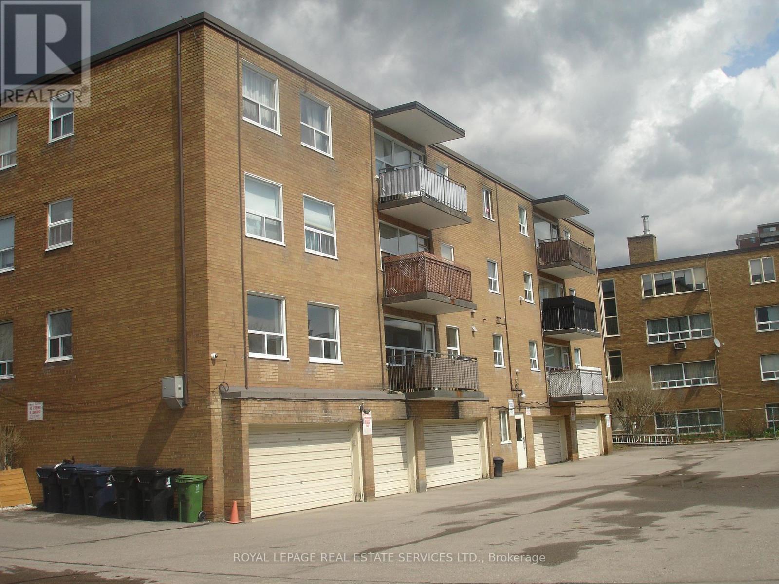 101 - 57 Neptune Drive, Toronto, Ontario  M6A 1X2 - Photo 3 - C12689678