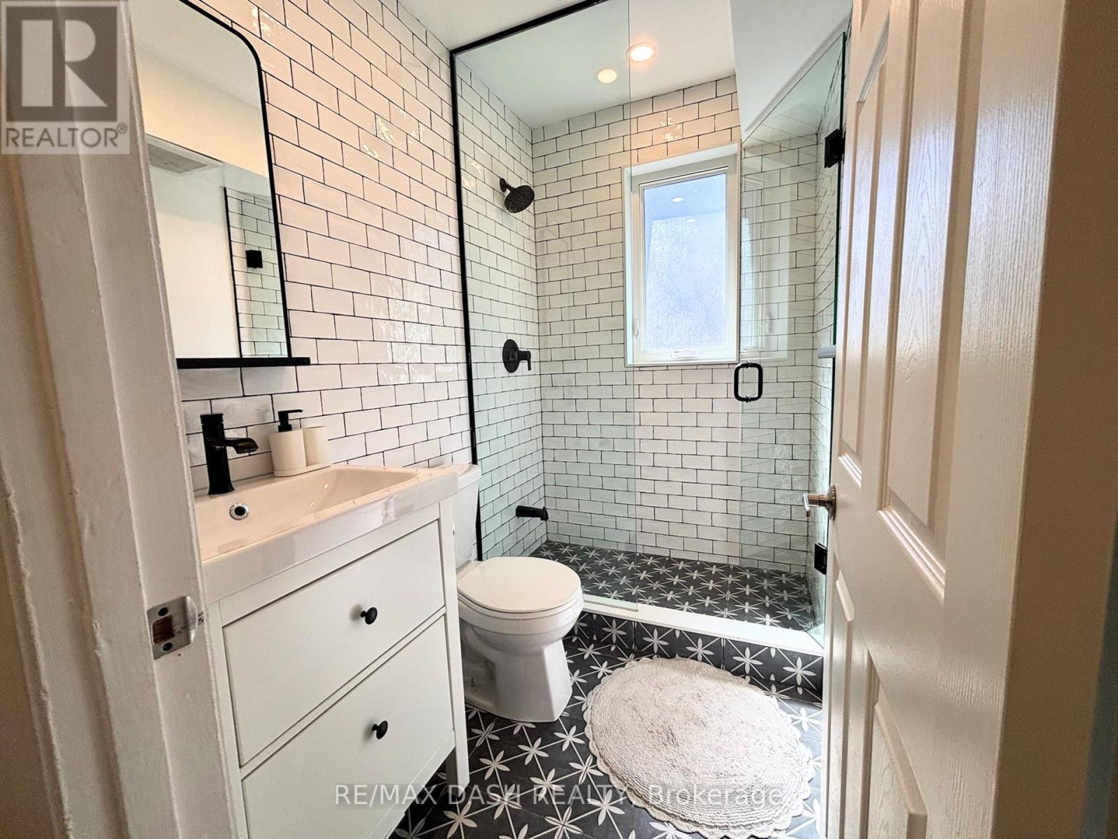 3312 Bathurst Street, Toronto, Ontario  M6A 2B6 - Photo 21 - C13013048