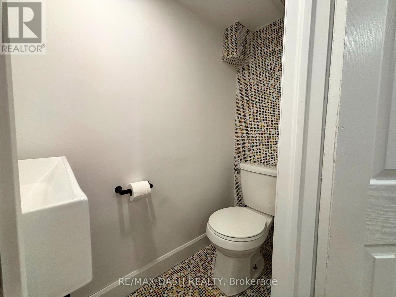 3312 Bathurst Street, Toronto, Ontario  M6A 2B6 - Photo 25 - C13013048