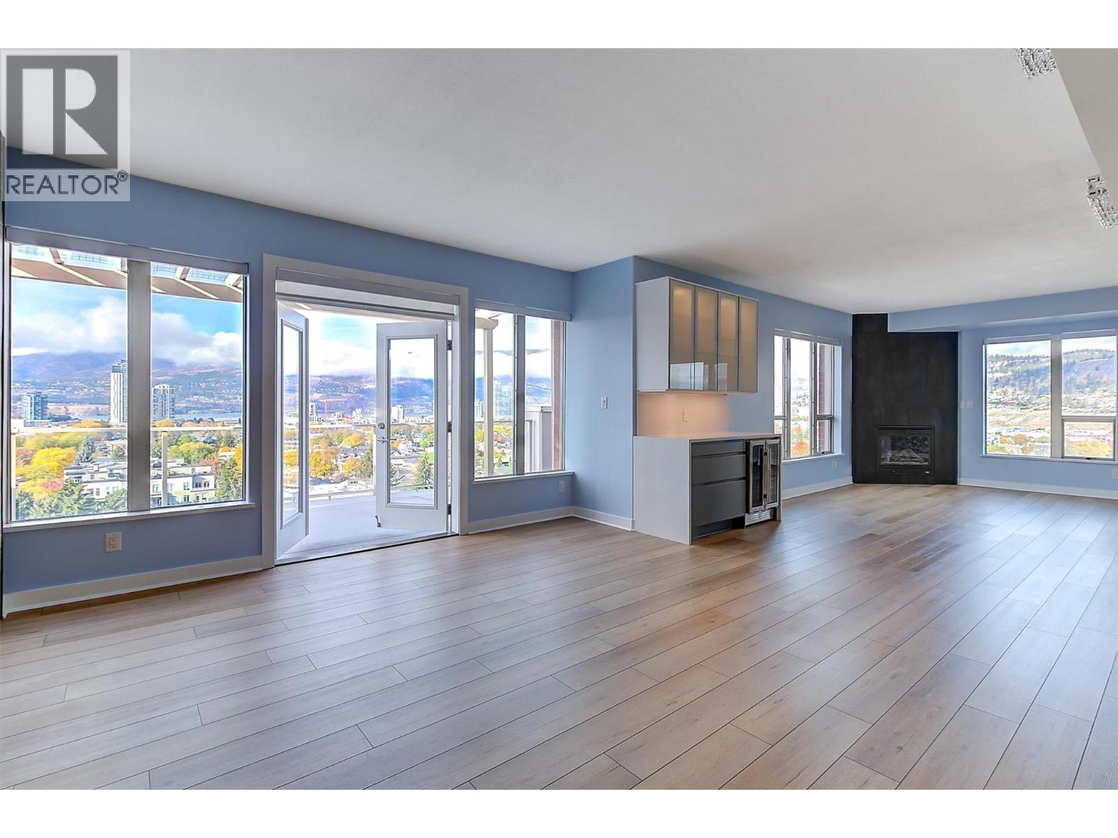 1160 Bernard Avenue Unit# 1209, Kelowna, British Columbia  V1Y 6R2 - Photo 5 - 10383884