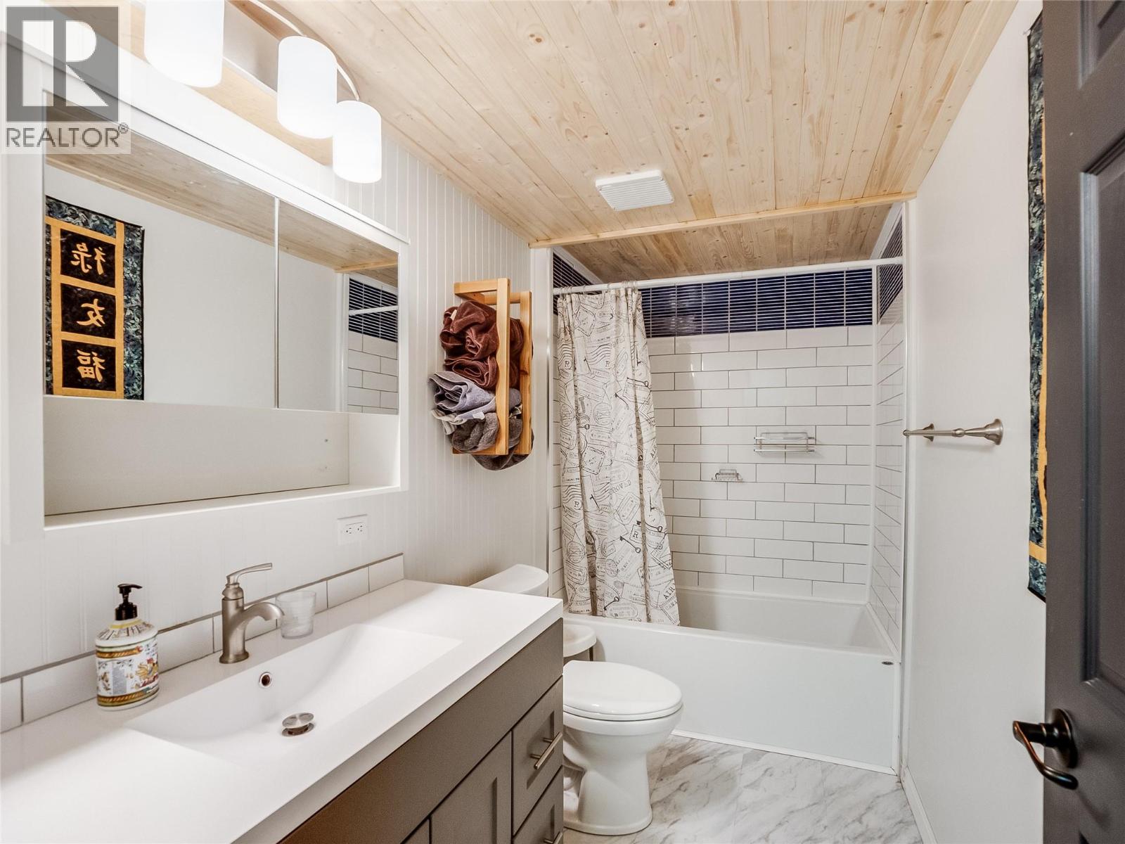 916 Airport Road Unit# 8, Salmo, British Columbia  V0G 1Z0 - Photo 25 - 10383546