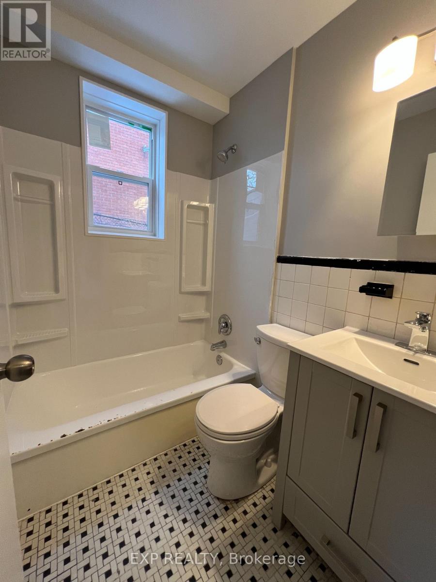 1119 Merivale Road, Ottawa, Ontario  K1Z 6B1 - Photo 13 - X12949696