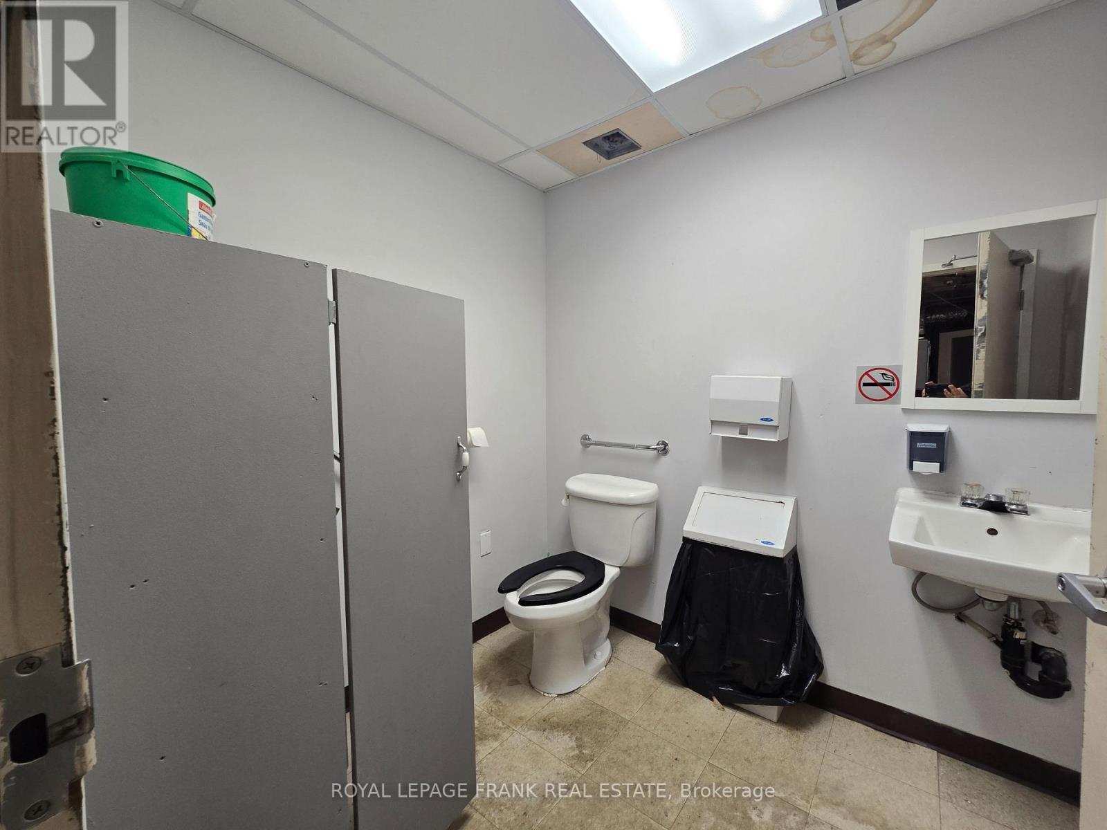 B - 15 King Avenue W, Clarington, Ontario  L1B 1K9 - Photo 11 - E13014390