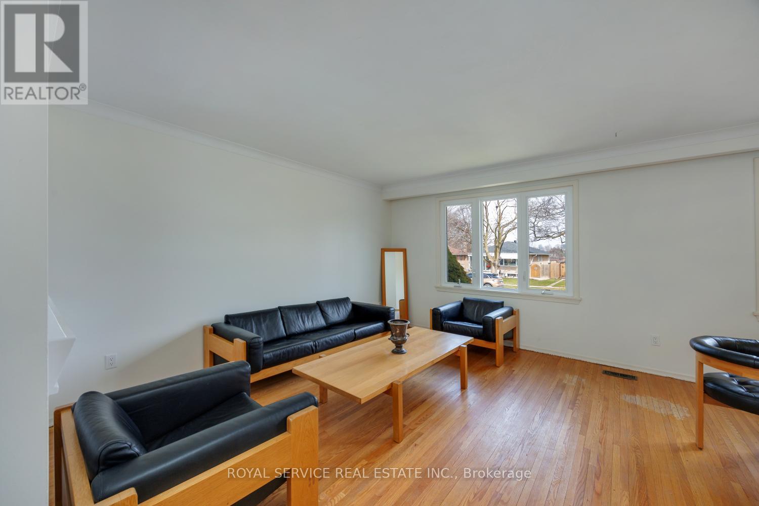 14 Hathway Drive, Toronto, Ontario  M1P 4L5 - Photo 5 - E13014528