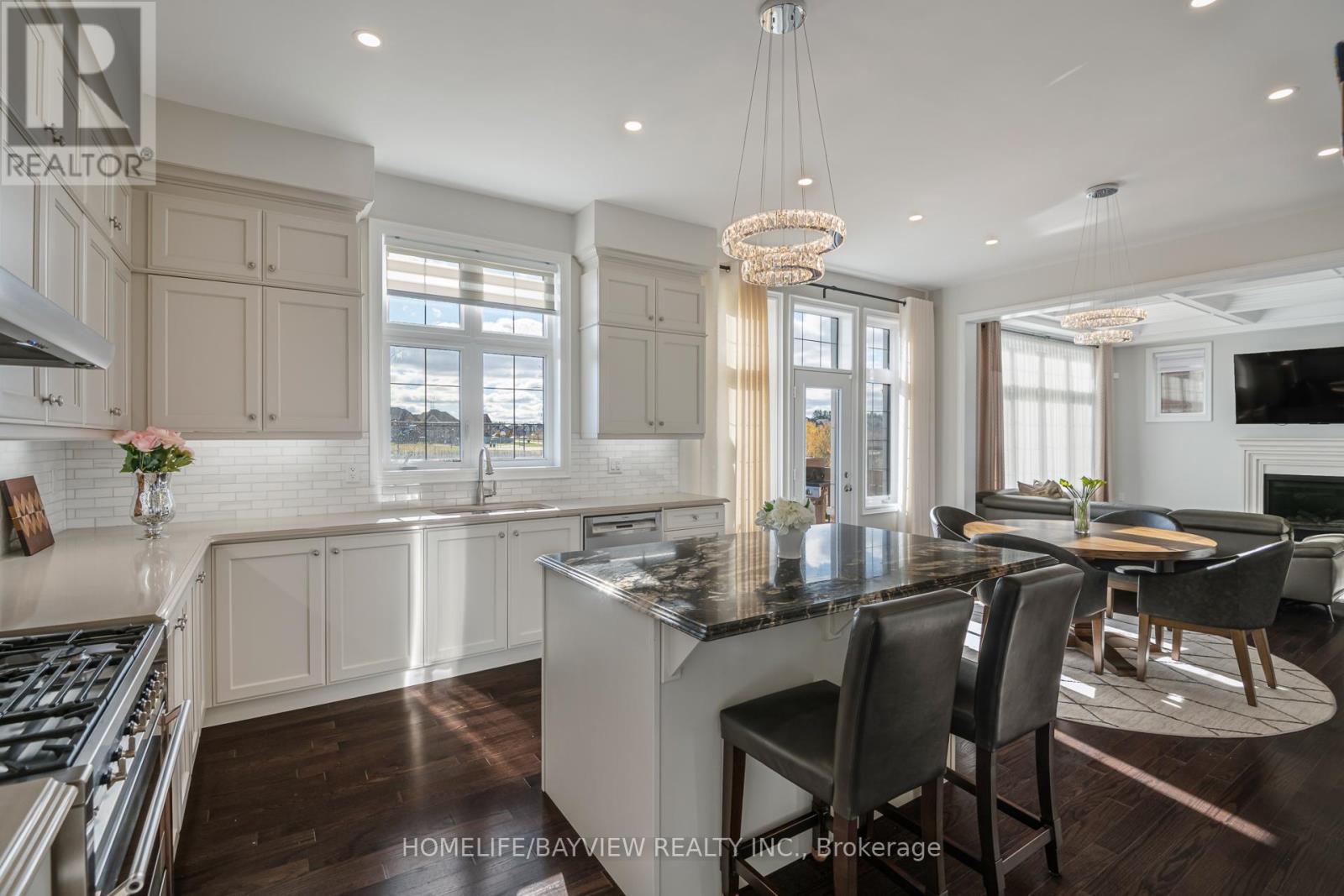 17 Lacrosse Trail, Vaughan, Ontario  L4H 4S7 - Photo 22 - N12562356