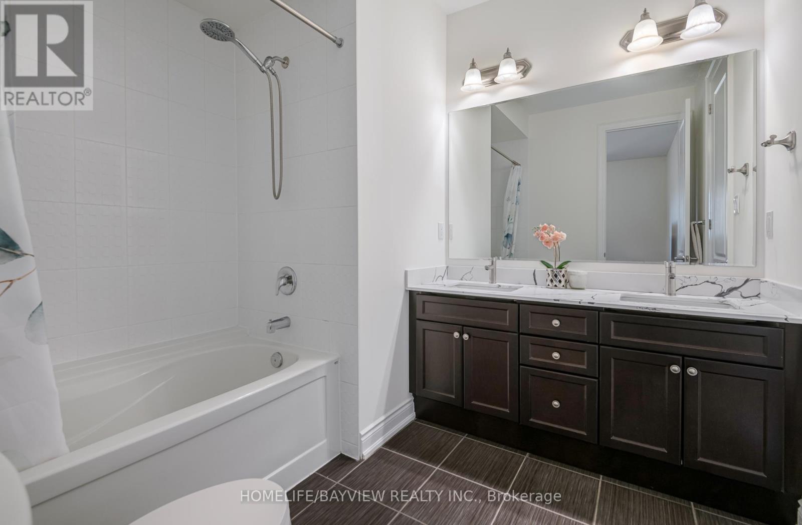 17 Lacrosse Trail, Vaughan, Ontario  L4H 4S7 - Photo 39 - N12562356