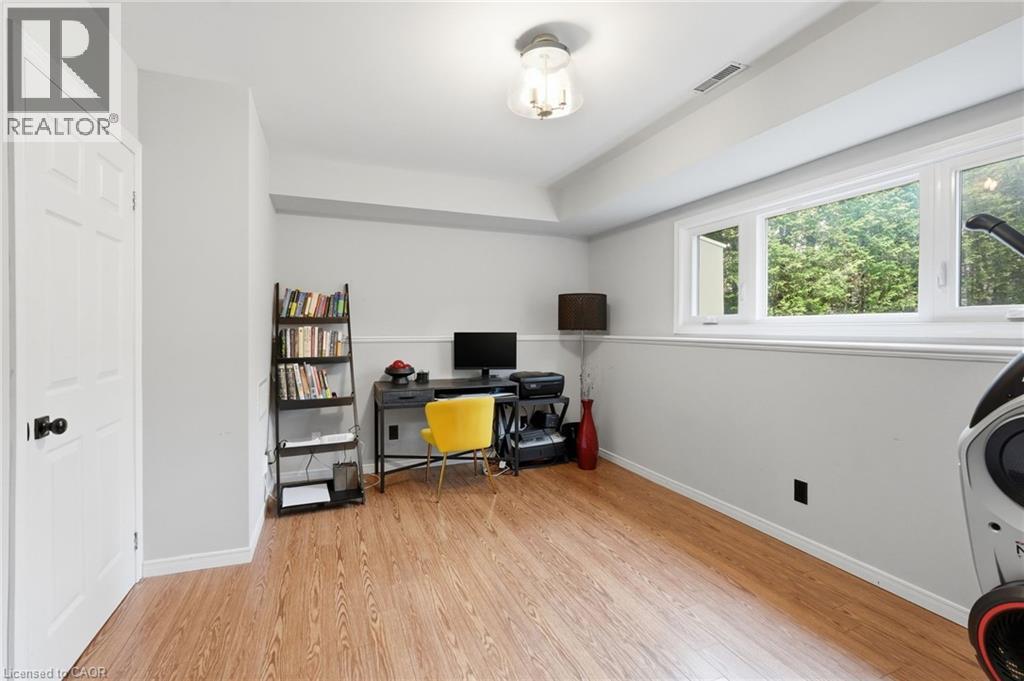 6 Woodcroft Crescent, Waterdown, Ontario  L8B 0H1 - Photo 30 - 40821816