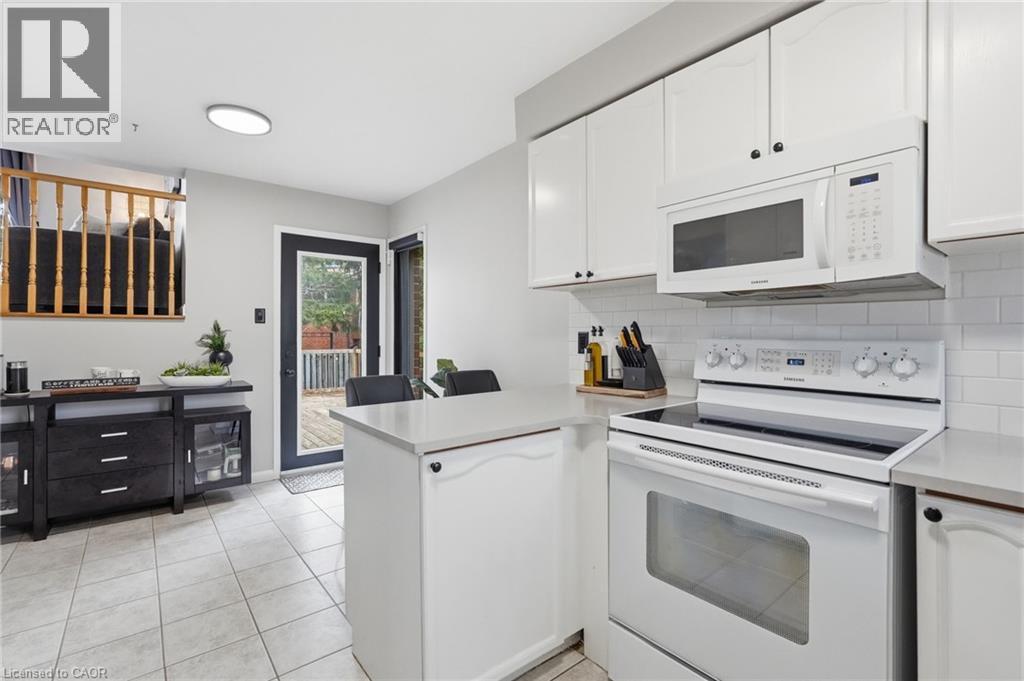 6 Woodcroft Crescent, Waterdown, Ontario  L8B 0H1 - Photo 8 - 40821816