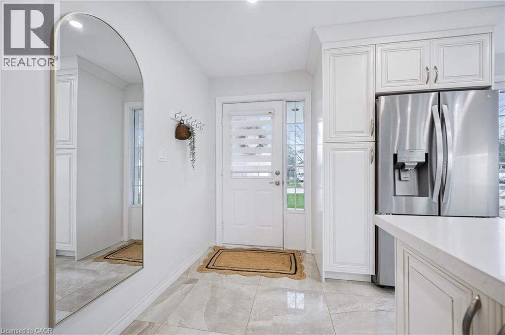 489 Brentcliffe Drive, Waterloo, Ontario  N2T 2R8 - Photo 5 - 40819023