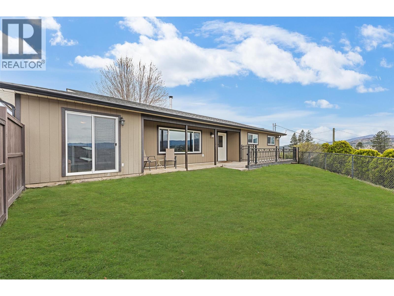 10679 Sherman Drive, Lake Country, British Columbia