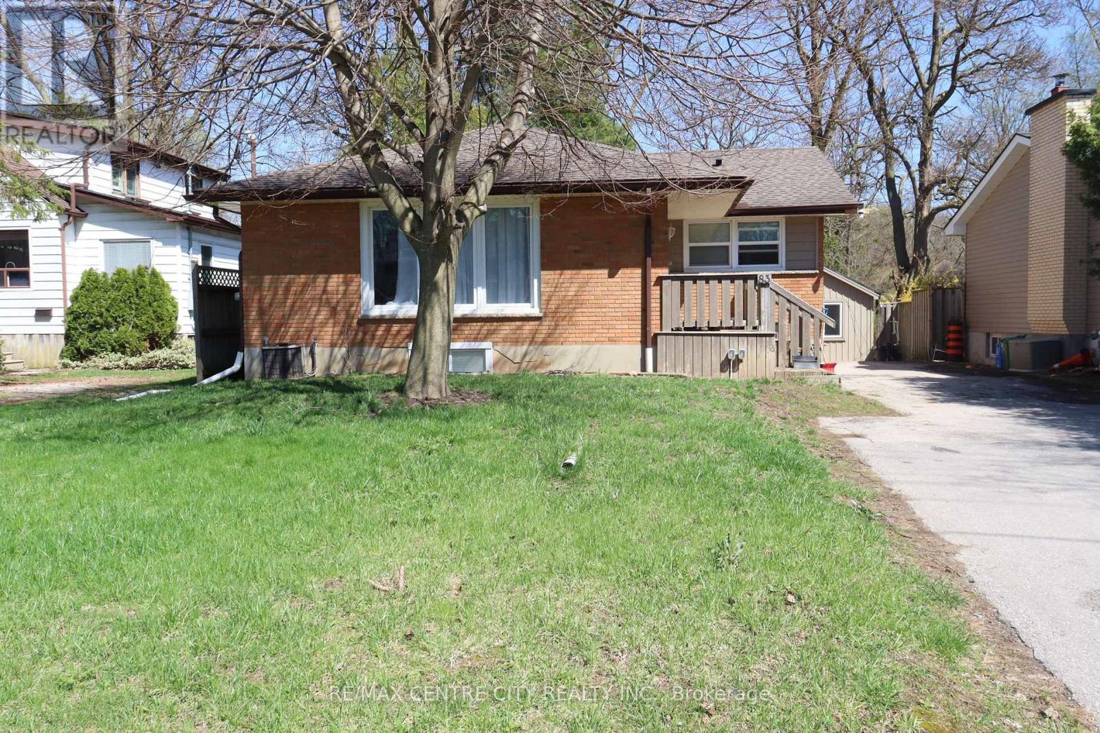 83 Britannia Avenue, London North, Ontario  N6H 2J3 - Photo 1 - X13014348