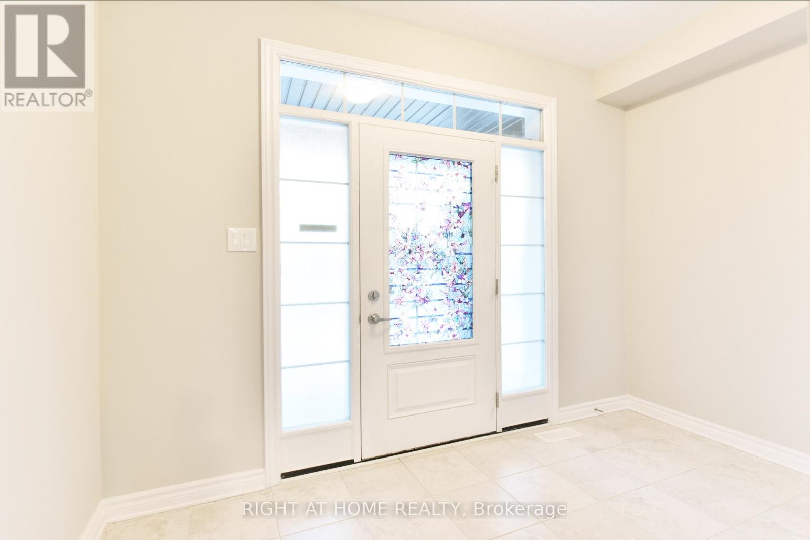 630 Eagle Crest Heights, Ottawa, Ontario  K2S 1G1 - Photo 2 - X13014356