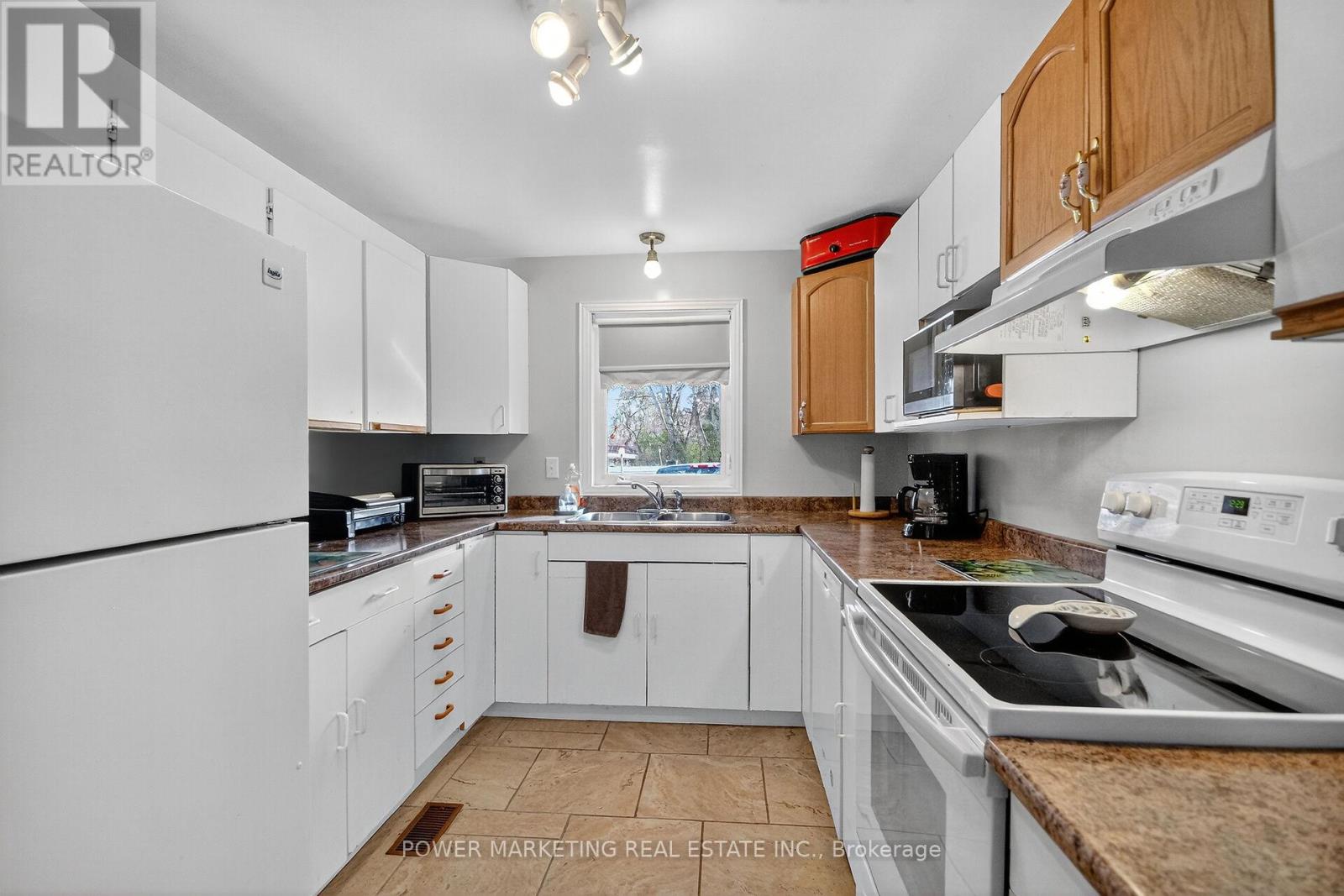 620 Highway 15 Highway, Rideau Lakes, Ontario  K0G 1L0 - Photo 6 - X13014548