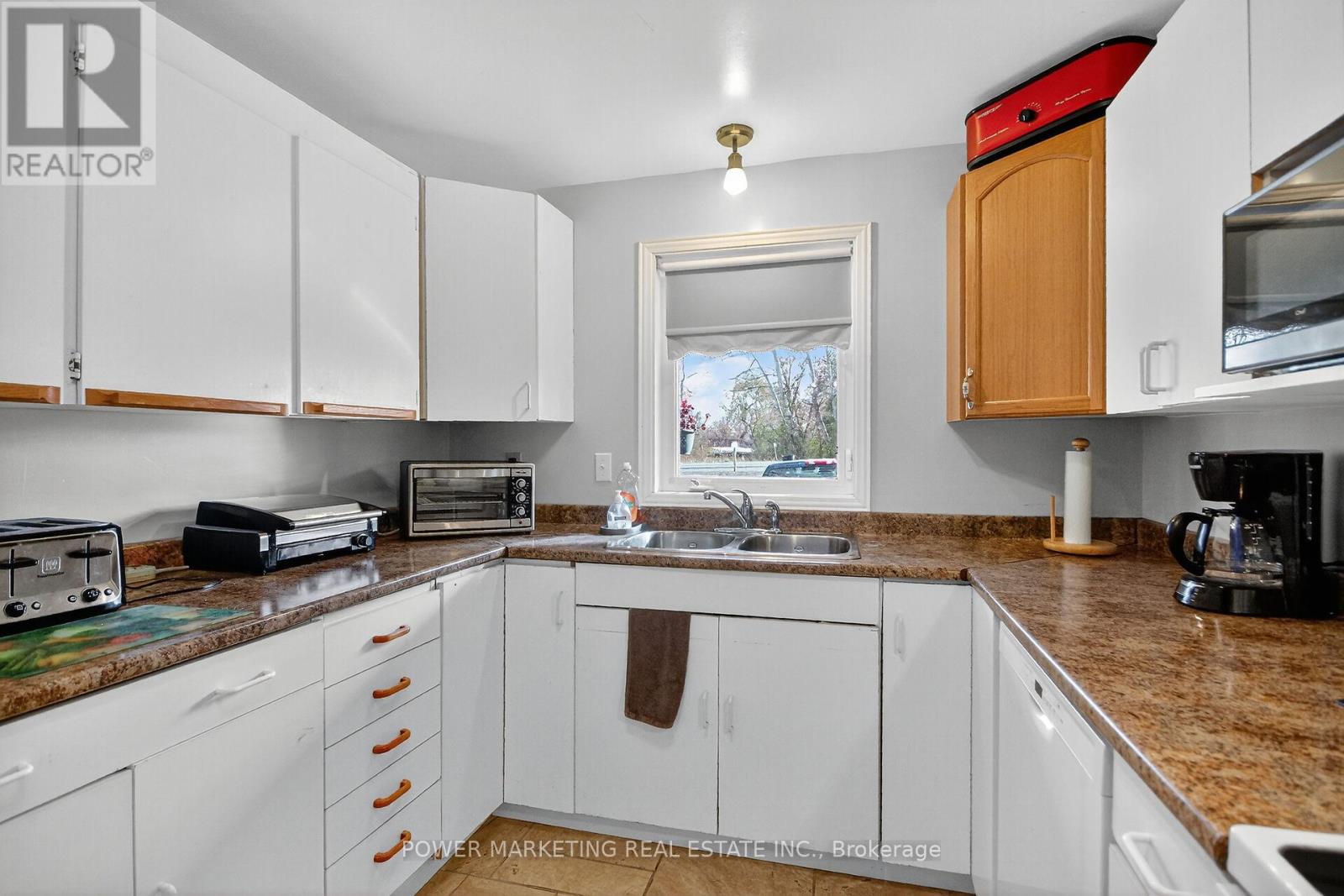 620 Highway 15 Highway, Rideau Lakes, Ontario  K0G 1L0 - Photo 7 - X13014548