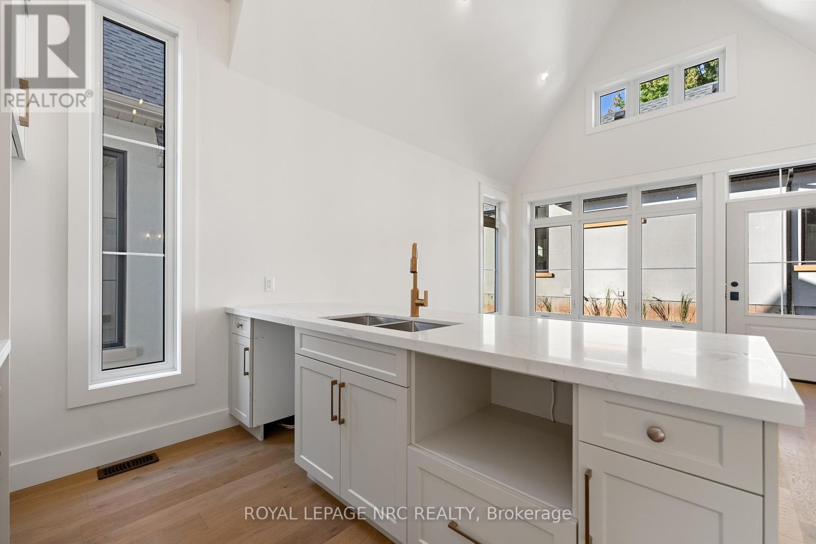 4050 Glenspring Road, Fort Erie, Ontario  L0S 1B0 - Photo 7 - X13014434