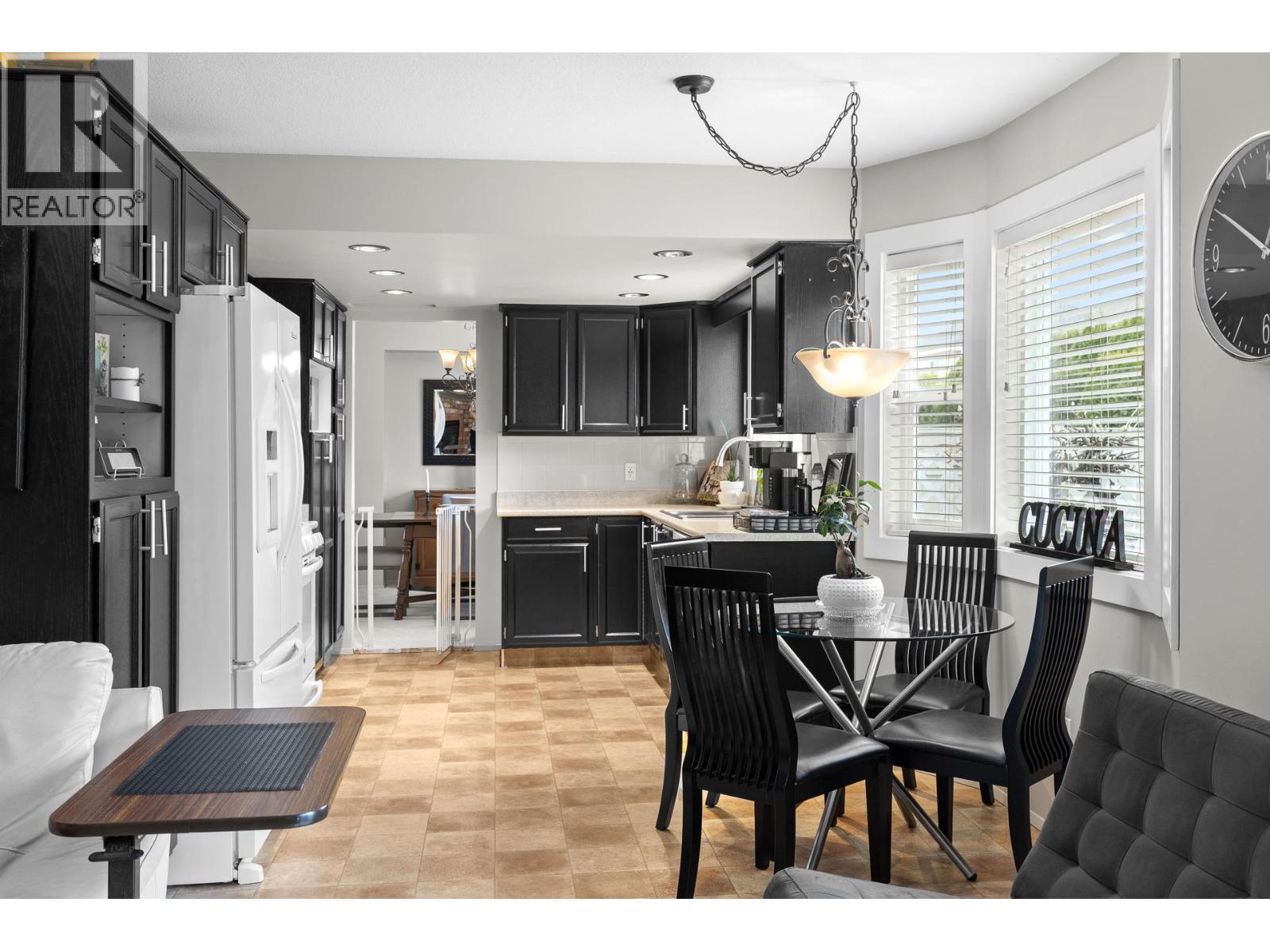 1015 Wintergreen Drive, Kelowna, British Columbia  V1W 3V7 - Photo 17 - 10383890