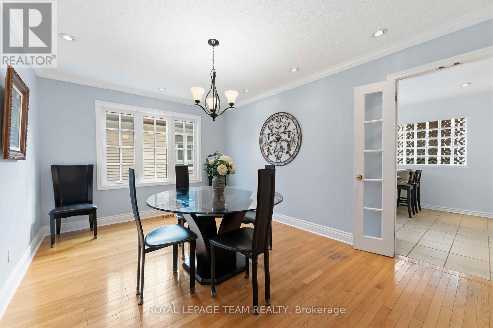 19 Hackett Street, Ottawa, Ontario  K1V 0P9 - Photo 16 - X12951782