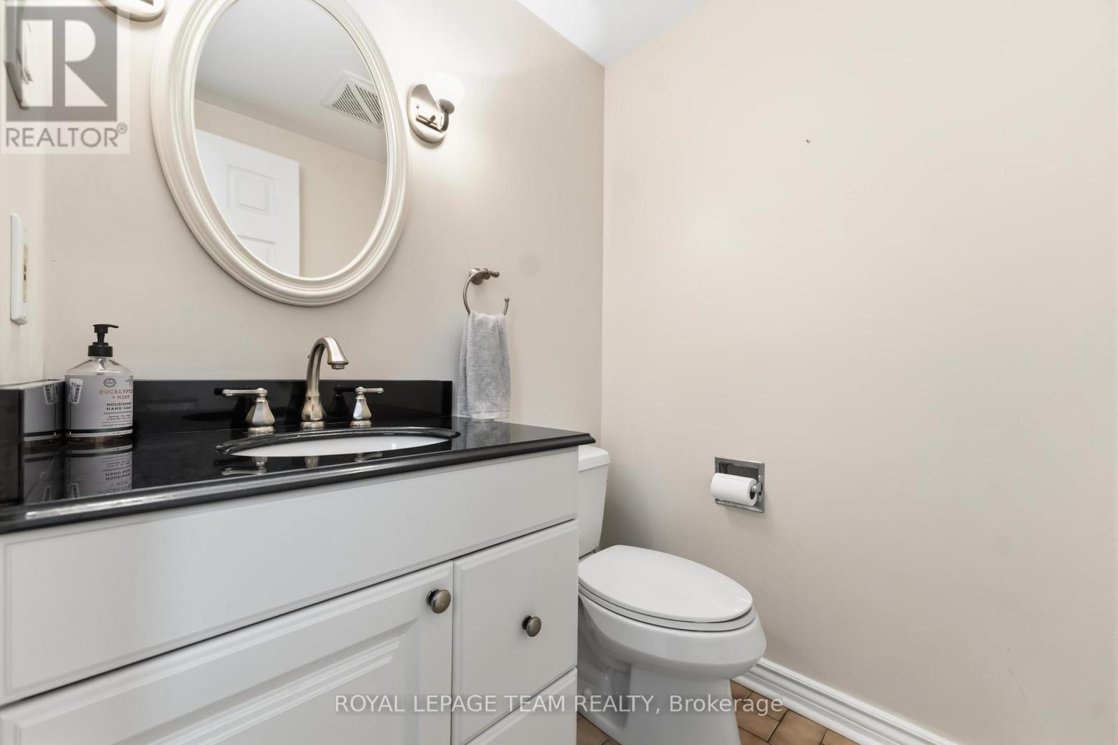 19 Hackett Street, Ottawa, Ontario  K1V 0P9 - Photo 21 - X12951782