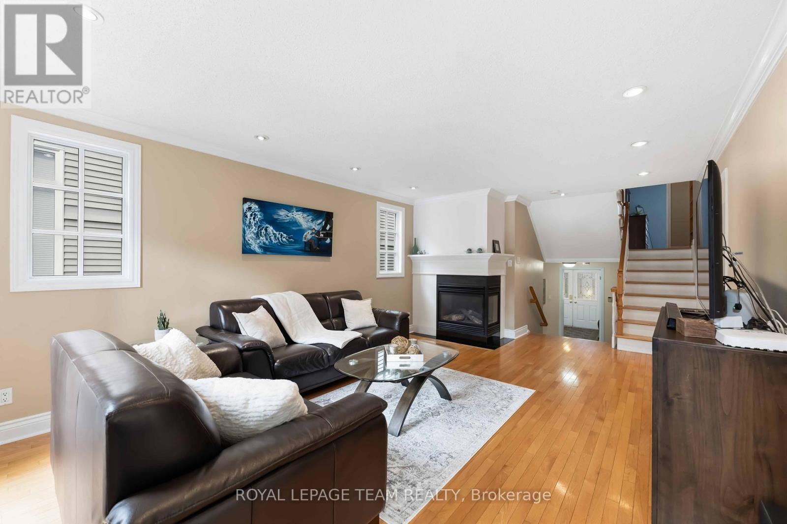 19 Hackett Street, Ottawa, Ontario  K1V 0P9 - Photo 6 - X12951782