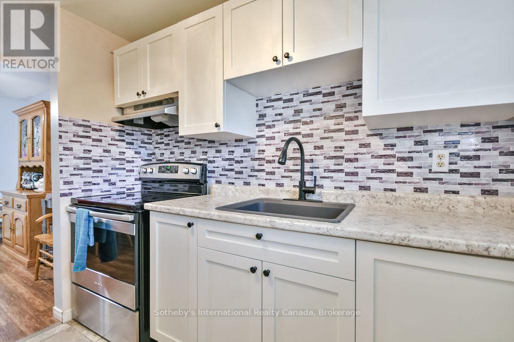 38 - 112 Loggers Run, Barrie (Ardagh), Ontario  L4N 6X1 - Photo 15 - S13014570