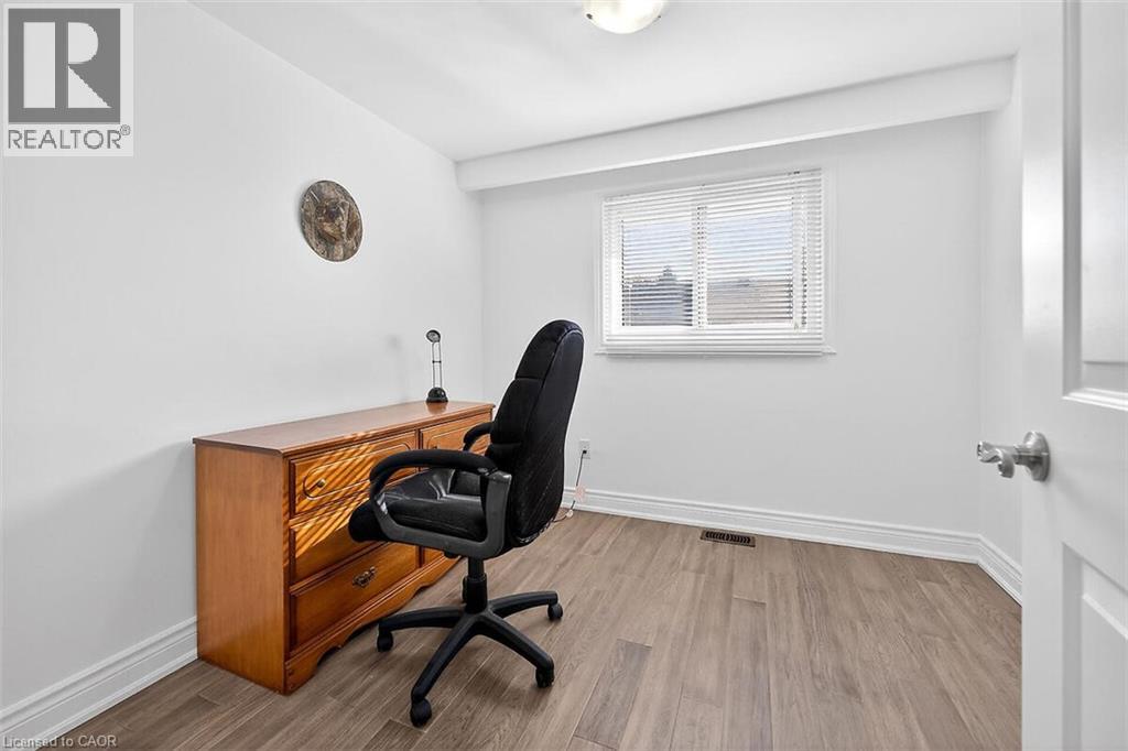 28 Tara Court, Hamilton, Ontario  L8K 6E6 - Photo 28 - 40811617