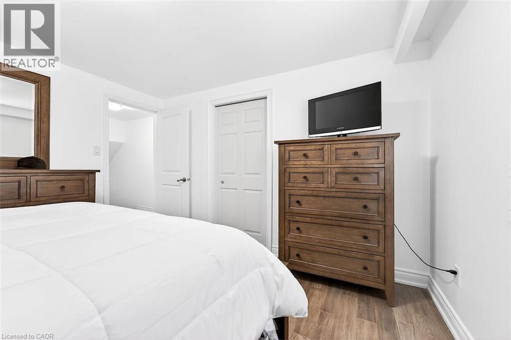 28 Tara Court, Hamilton, Ontario  L8K 6E6 - Photo 25 - 40811617