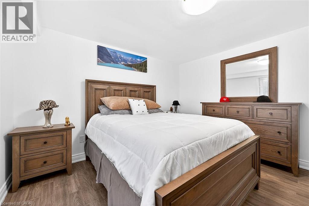 28 Tara Court, Hamilton, Ontario  L8K 6E6 - Photo 24 - 40811617