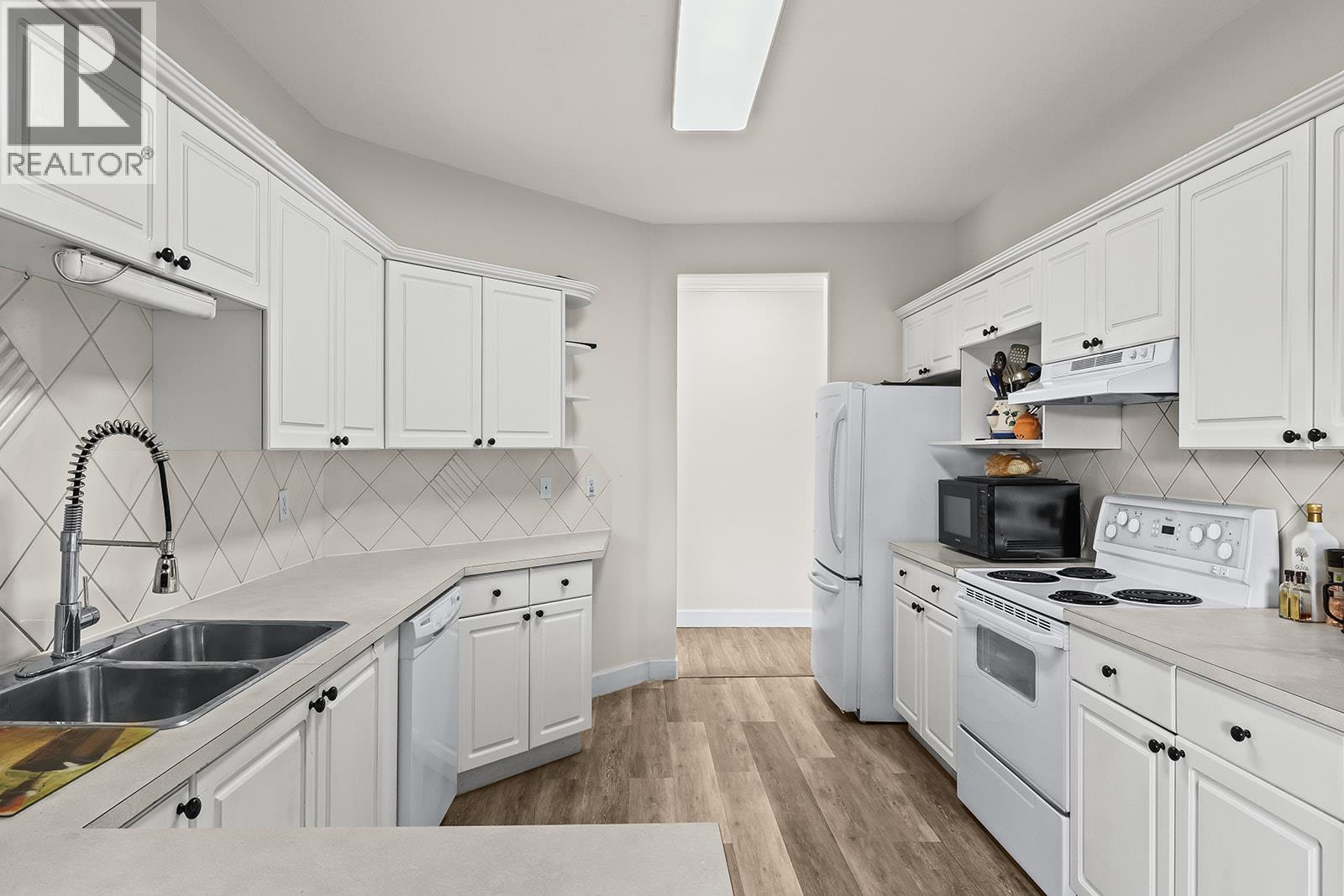 1940 Richter Street Unit# 203, Kelowna, British Columbia  V1Y 2N2 - Photo 7 - 10383813