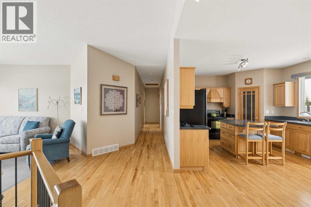 59 Gray Way, Rural Rocky View County, Alberta  T3R 1K7 - Photo 13 - A2301863