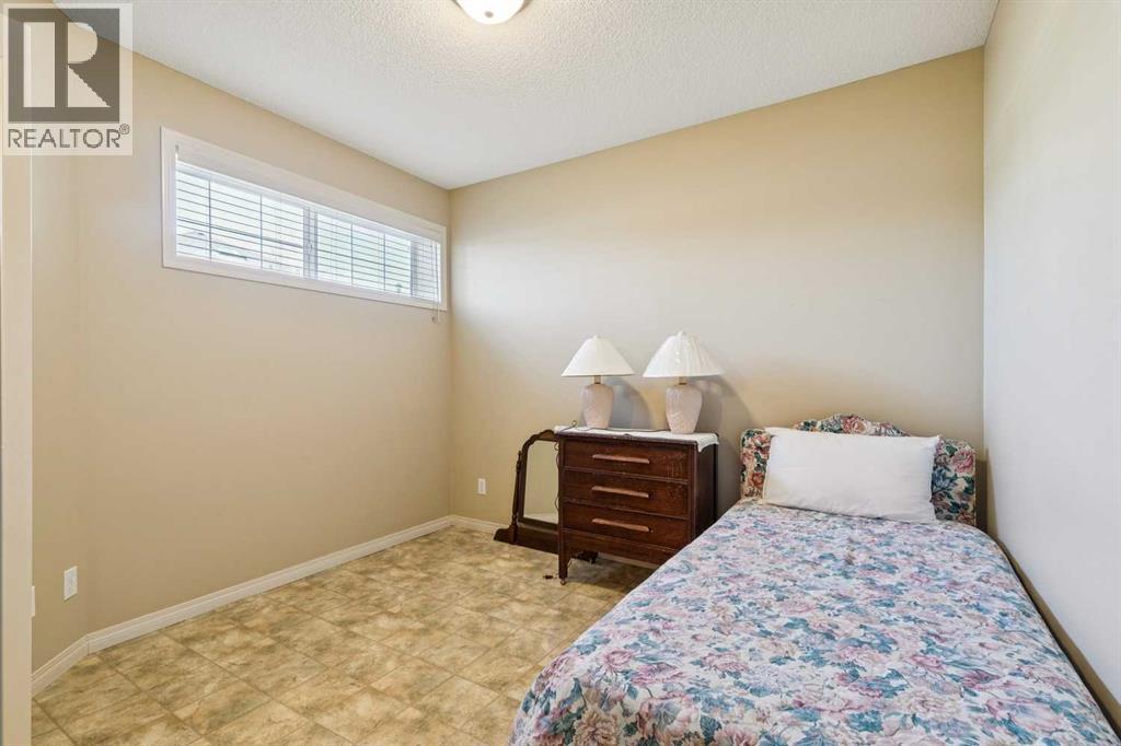 19 Wentworth Gardens SW, Calgary, Alberta  T3H 4L7 - Photo 24 - A2302321