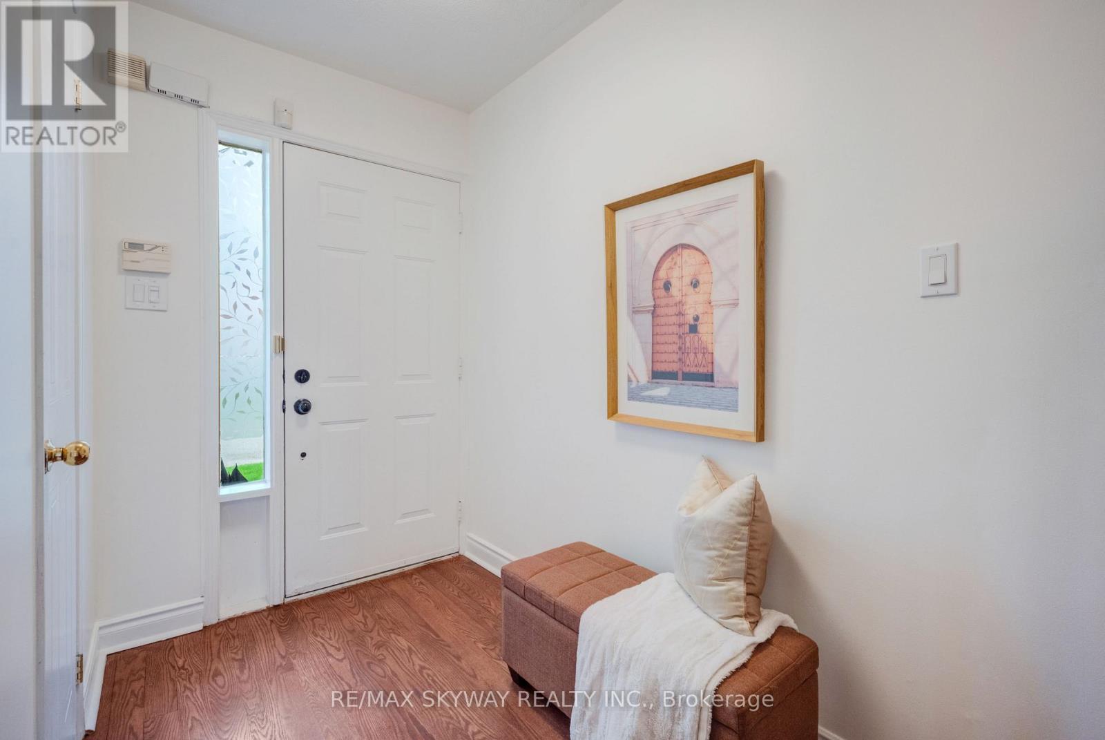 44 - 1485 Torrington Drive, Mississauga, Ontario  L5V 1Y3 - Photo 3 - W13014328