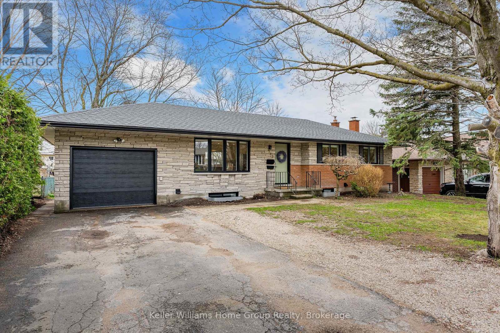 Main Level - 535 Elgin Street, Centre Wellington, Ontario  N1M 2C1 - Photo 3 - X13014502