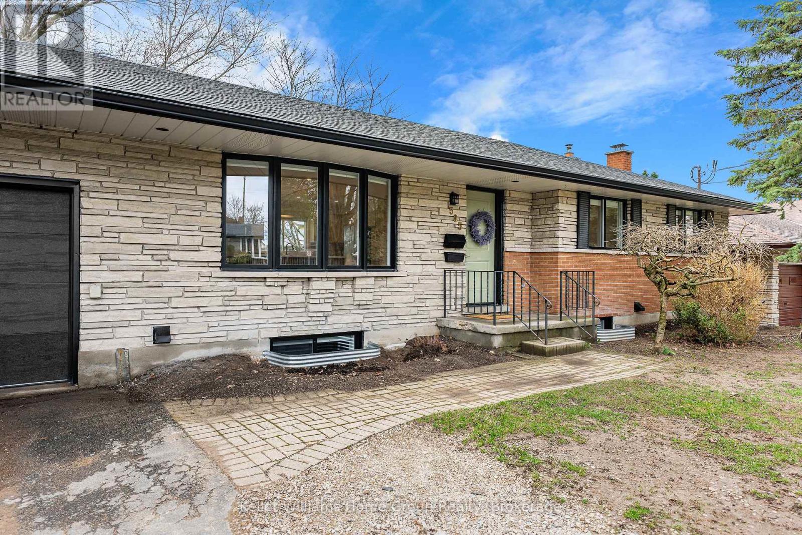 Main Level - 535 Elgin Street, Centre Wellington, Ontario  N1M 2C1 - Photo 4 - X13014502