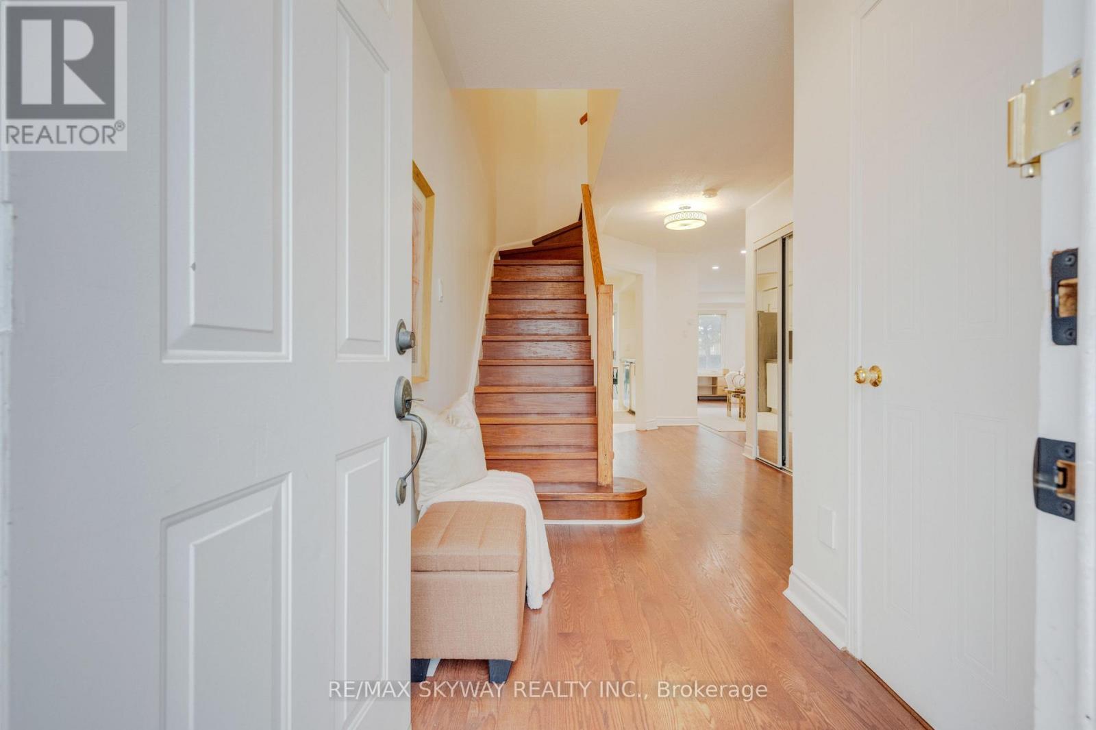 44 - 1485 Torrington Drive, Mississauga, Ontario  L5V 1Y3 - Photo 4 - W13014328
