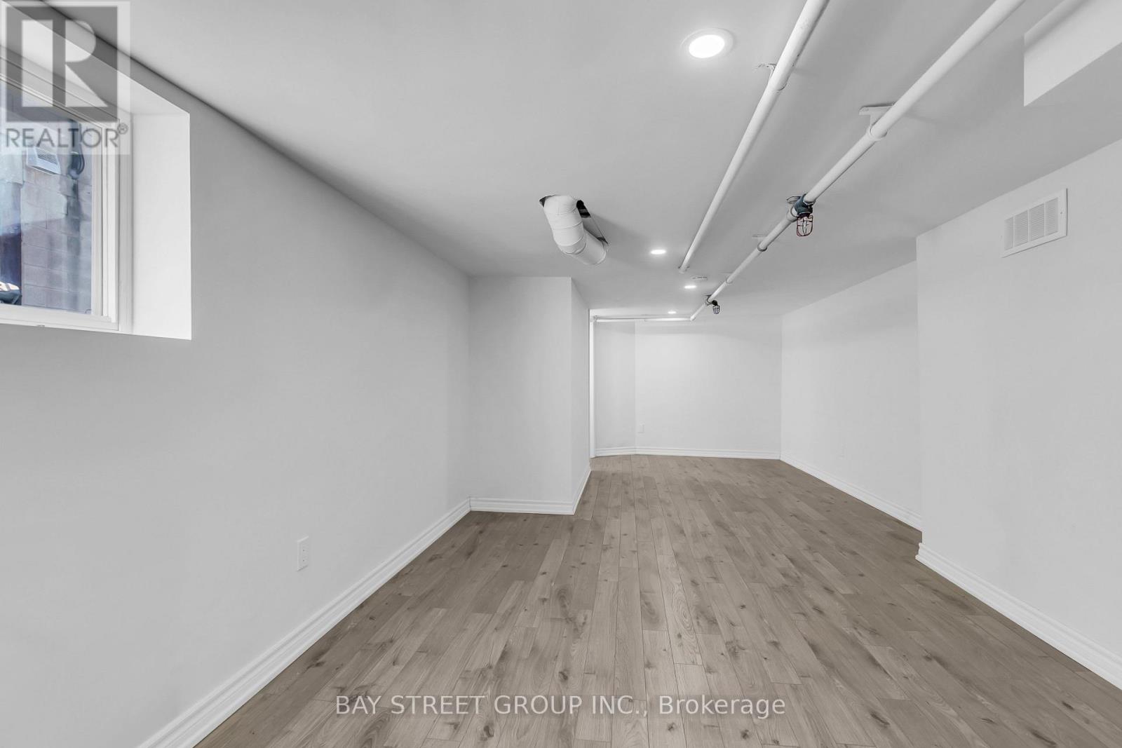 280-282 Campbell Avenue, Windsor, Ontario  N9B 2H2 - Photo 17 - X12462036