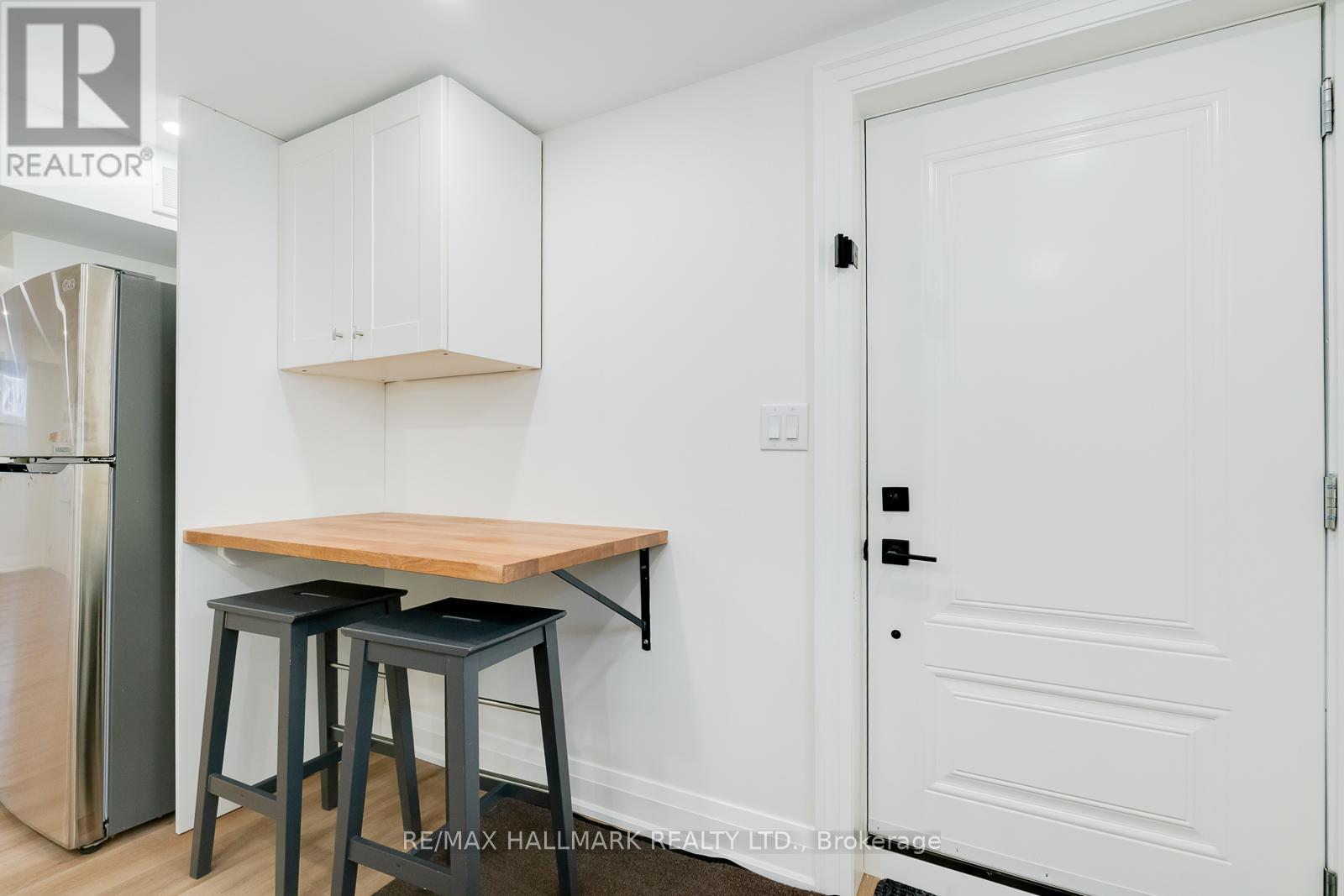 Basement Bachelor Unit - 69 Searle Avenue, Toronto, Ontario  M3H 4A6 - Photo 15 - C13014342