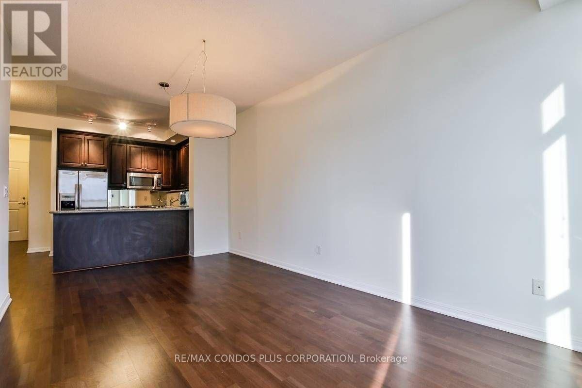 818 - 21 Grand Magazine Street, Toronto, Ontario  M5V 1B5 - Photo 2 - C13014400