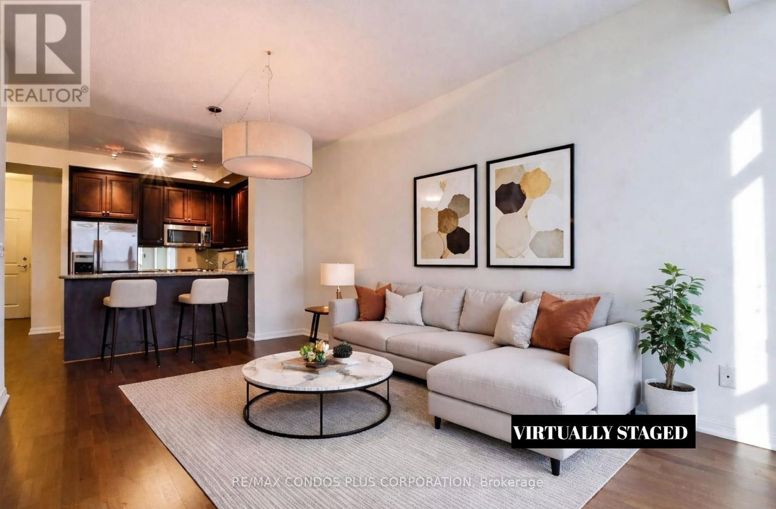 818 - 21 Grand Magazine Street, Toronto, Ontario  M5V 1B5 - Photo 3 - C13014400