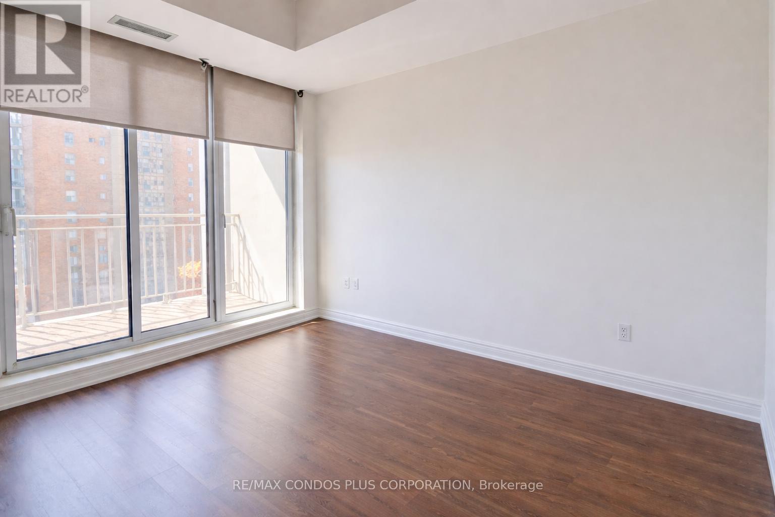 818 - 21 Grand Magazine Street, Toronto, Ontario  M5V 1B5 - Photo 4 - C13014400