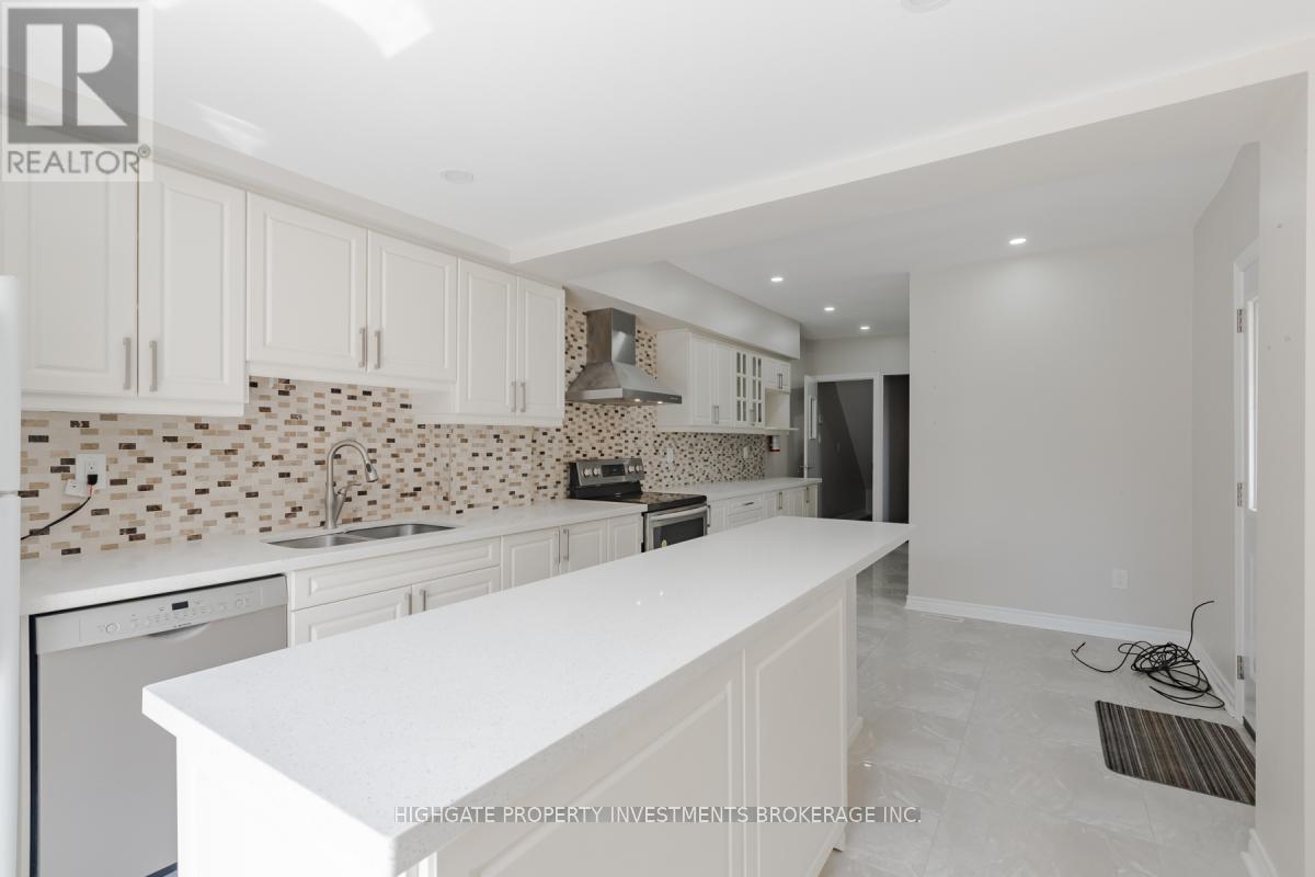 Main&lo - 370 Margueretta Street, Toronto, Ontario  M6H 3S4 - Photo 10 - C13014422