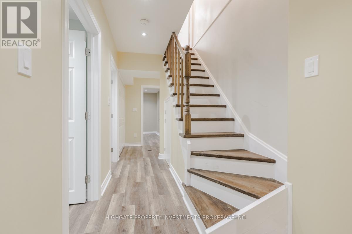 Main&lo - 370 Margueretta Street, Toronto, Ontario  M6H 3S4 - Photo 13 - C13014422