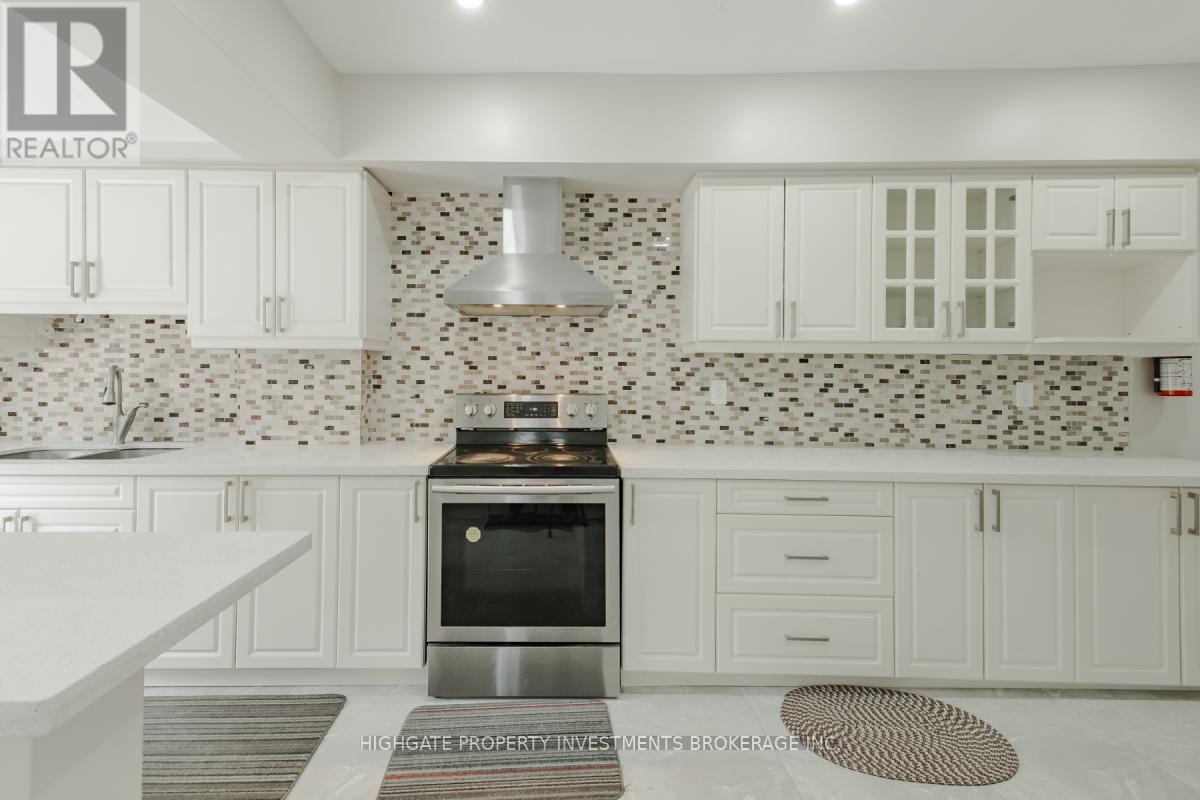 Main&lo - 370 Margueretta Street, Toronto, Ontario  M6H 3S4 - Photo 9 - C13014422