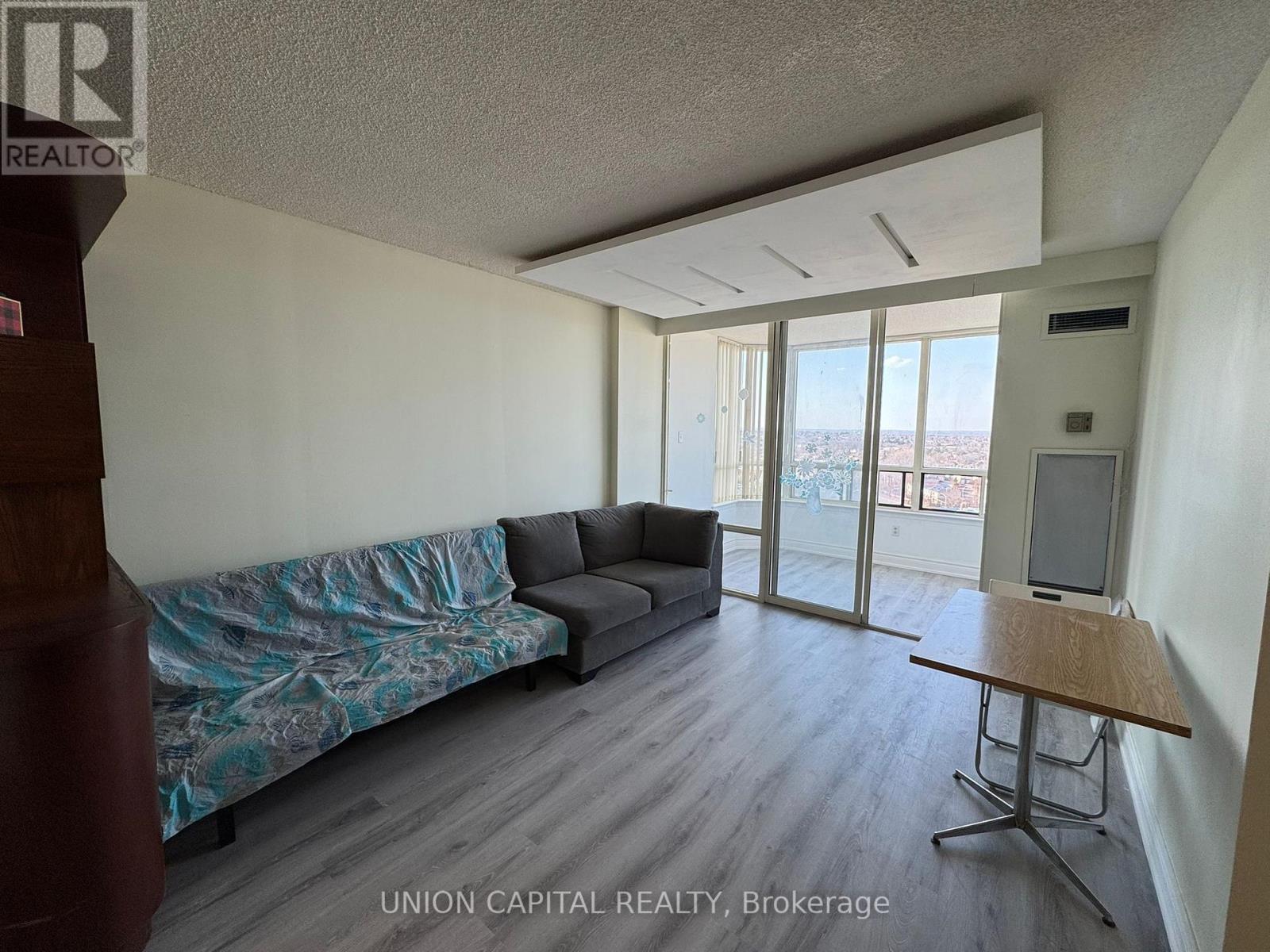 1204 - 300 Alton Towers Circle, Toronto, Ontario  M1V 4X9 - Photo 8 - E13014366