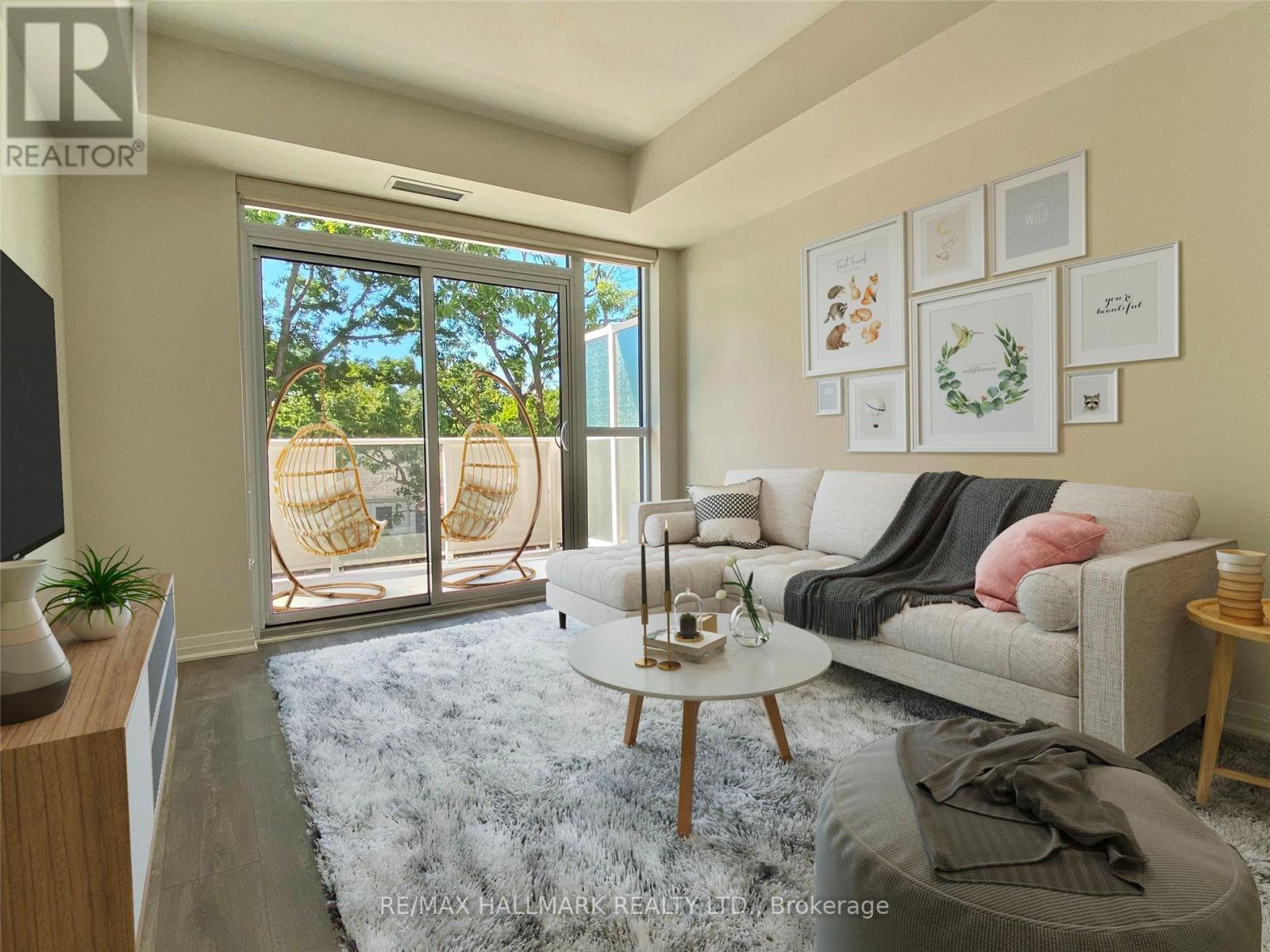 311 - 2301 Danforth Avenue, Toronto, Ontario  M4C 0A7 - Photo 2 - E13014370