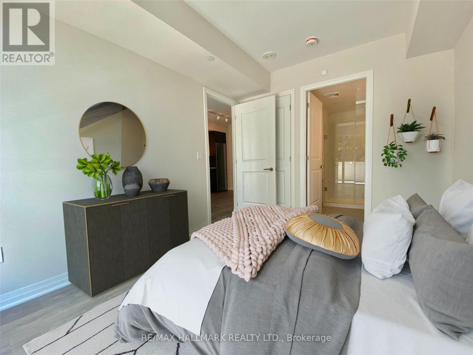 311 - 2301 Danforth Avenue, Toronto, Ontario  M4C 0A7 - Photo 4 - E13014370